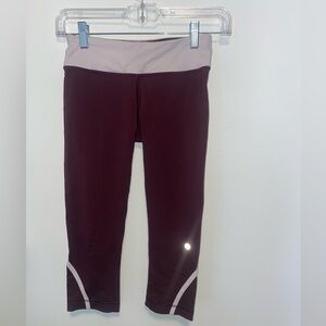 LuLuLemon workout cropped leggings